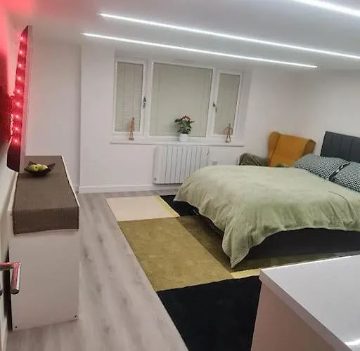 Converted Garage Ensuite *